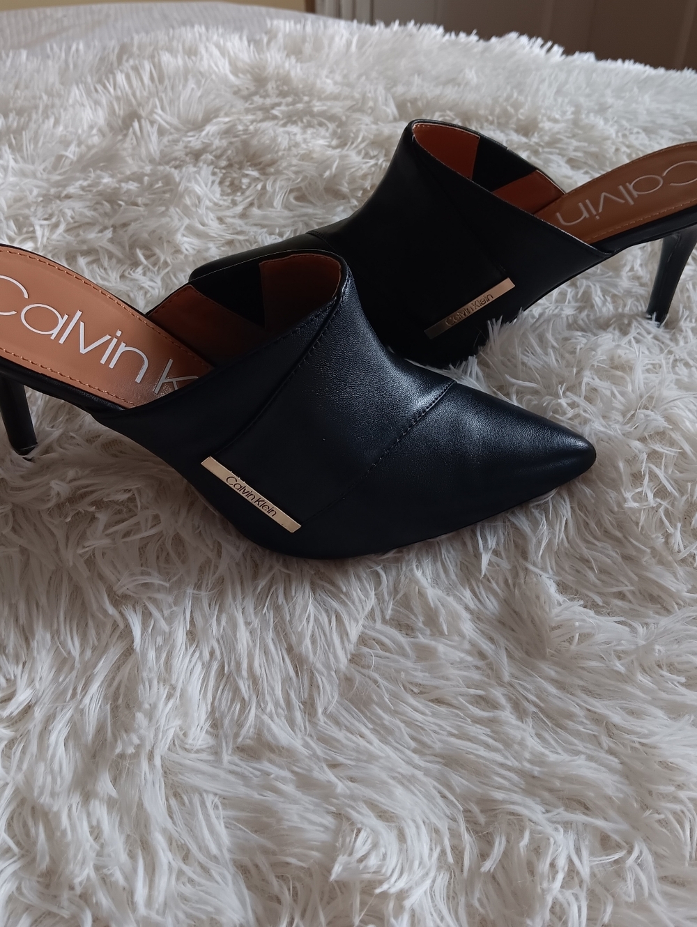 Calvin Klein Black Pointed-Toe Slip-On Mule Heels Size 9 But Run 8.5